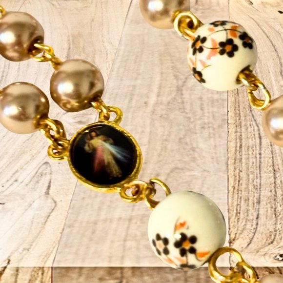 Champagne Glass And Porcelain Beaded Holy Rosary - Picture 2 of 3